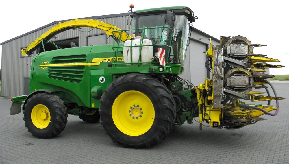 John Deere 7750 ProDrive 2008 Rok, +Kemper 375, +podbieracz do traw, Nie Malowany, Stan Bardzo Dobry - Sklízecí řezačka: obrázek 5 John Deere 7750 ProDrive 2008 Rok, +Kemper 375, +podbieracz do traw, Nie Malowany, Stan Bardzo Dobry - Sklízecí řezačka: obrázek 5