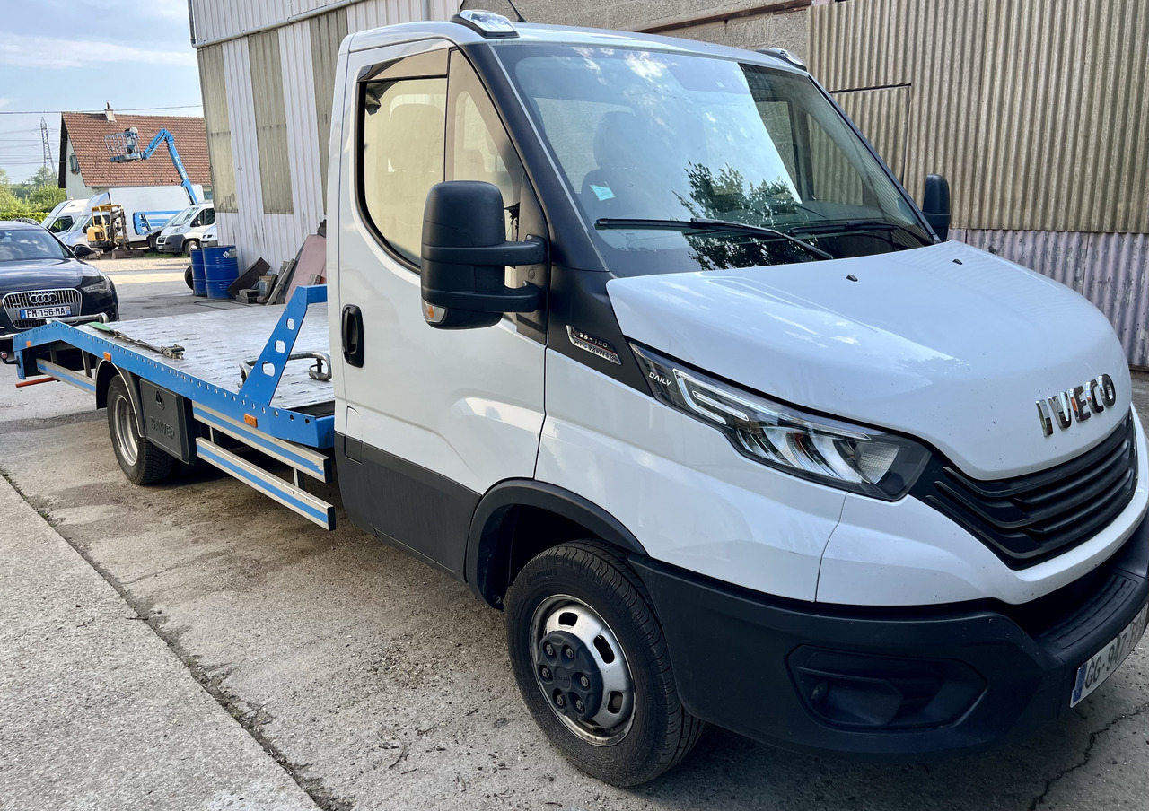 Iveco Daily 35-180 plateau dépannage dépanneuse porte voiture - Dodávka valník: obrázek 2 Iveco Daily 35-180 plateau dépannage dépanneuse porte voiture - Dodávka valník: obrázek 2