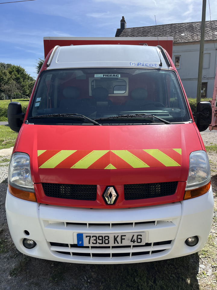 RENAULT Master 2L5 dci120cv - Pohotovostní vůz: obrázek 2 RENAULT Master 2L5 dci120cv - Pohotovostní vůz: obrázek 2