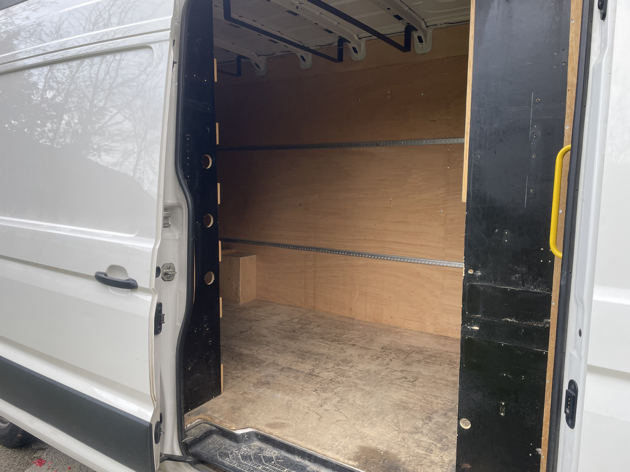 Volkswagen Crafter 2L bitdi 177cv L4h3 - Furgon: obrázek 5 Volkswagen Crafter 2L bitdi 177cv L4h3 - Furgon: obrázek 5