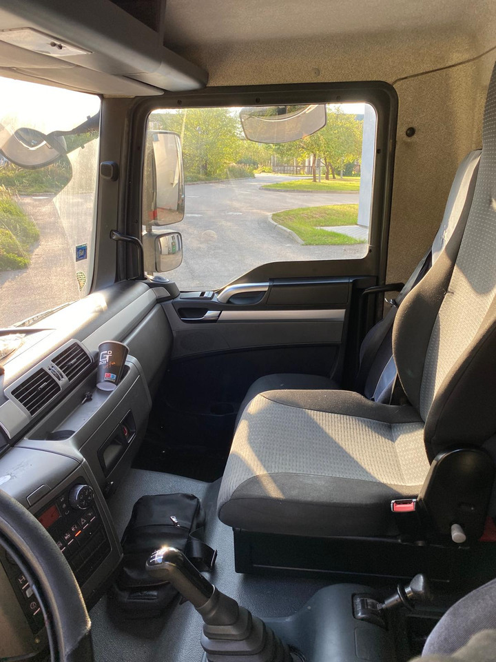 Skříňový nákladní auto MAN TGL  12.250: obrázek 9