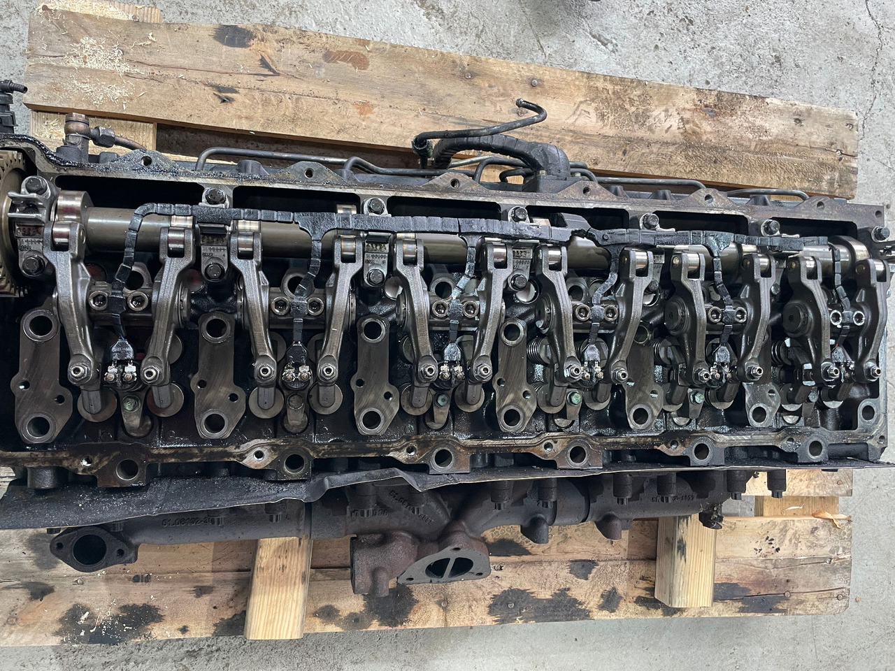 MAN Motor MAN Lions City D2066 LUH 52 Zylinderkopf Nockenwelle - Hlava válců pro Autobus: obrázek 2 MAN Motor MAN Lions City D2066 LUH 52 Zylinderkopf Nockenwelle - Hlava válců pro Autobus: obrázek 2