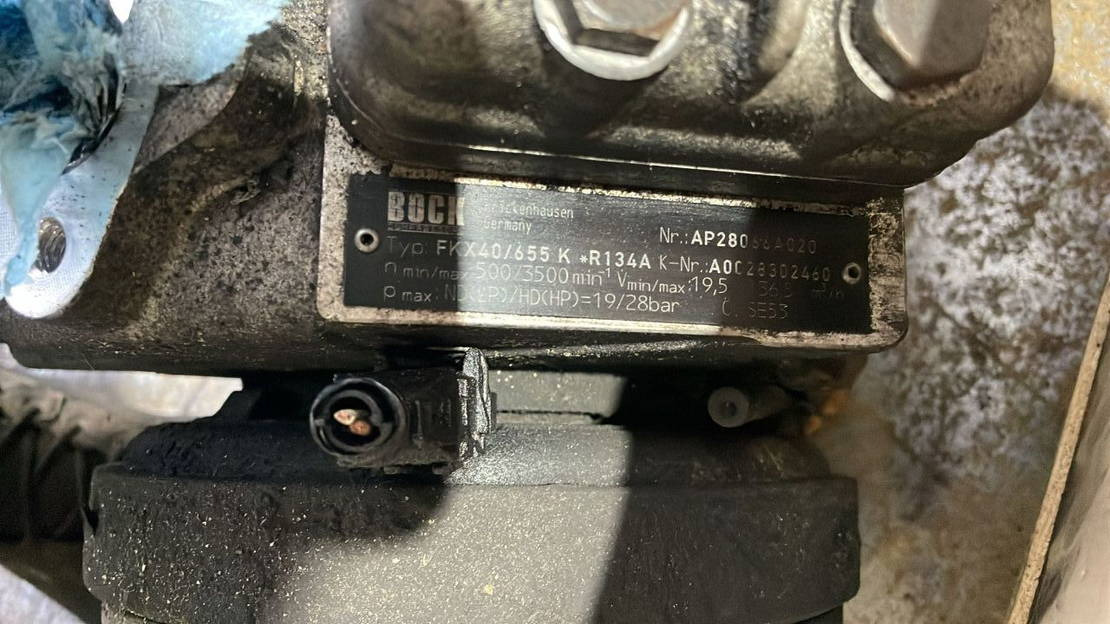 Webasto 10 x Klimakompressor Webasto GEA Spheros FK 40 FKX/655 FKX40/470 Citaro - Díl klimatizace pro Autobus: obrázek 3 Webasto 10 x Klimakompressor Webasto GEA Spheros FK 40 FKX/655 FKX40/470 Citaro - Díl klimatizace pro Autobus: obrázek 3