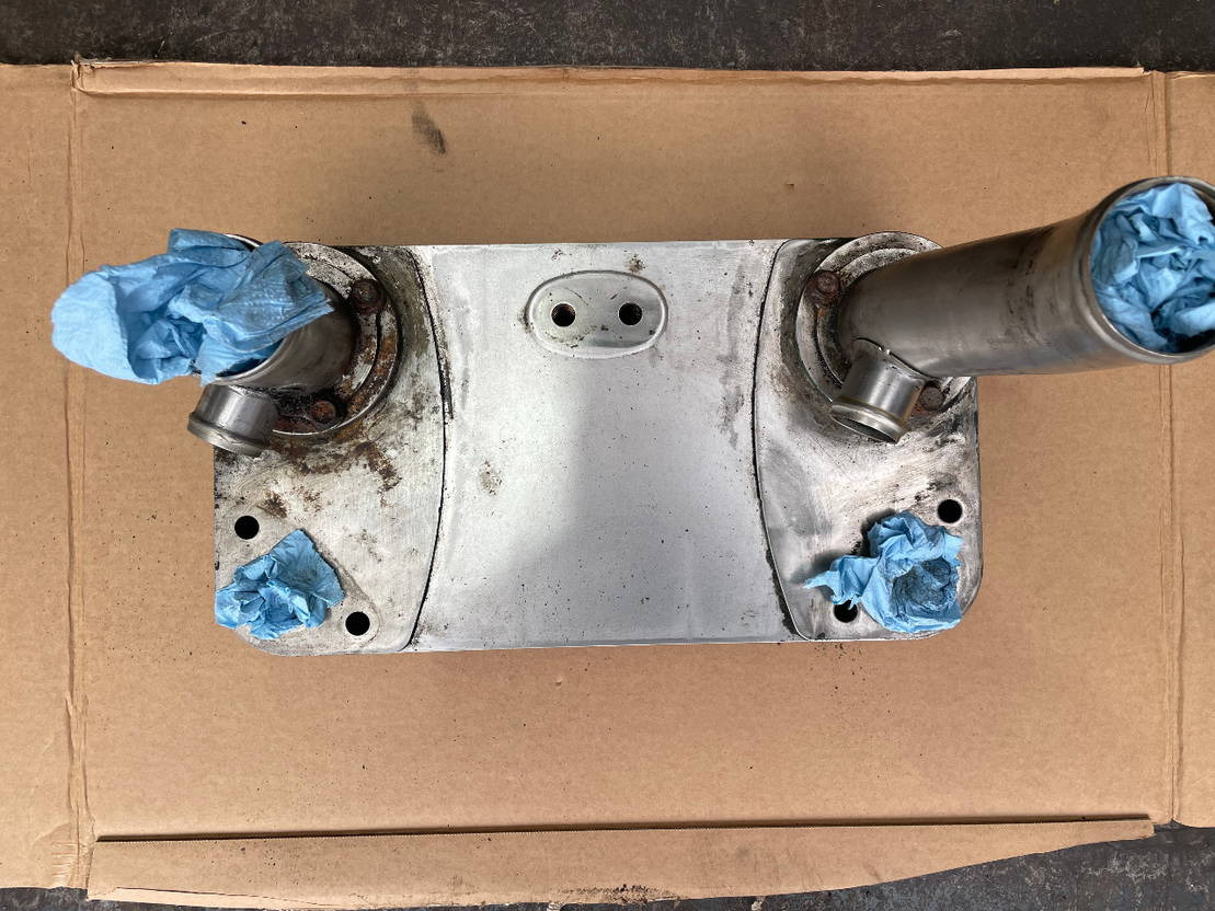 ZF ZF Ölkühler Wärmetauscher Getriebeölkühler Ecolife 6AP 1400 1700 - Chladič oleje pro Autobus: obrázek 2 ZF ZF Ölkühler Wärmetauscher Getriebeölkühler Ecolife 6AP 1400 1700 - Chladič oleje pro Autobus: obrázek 2