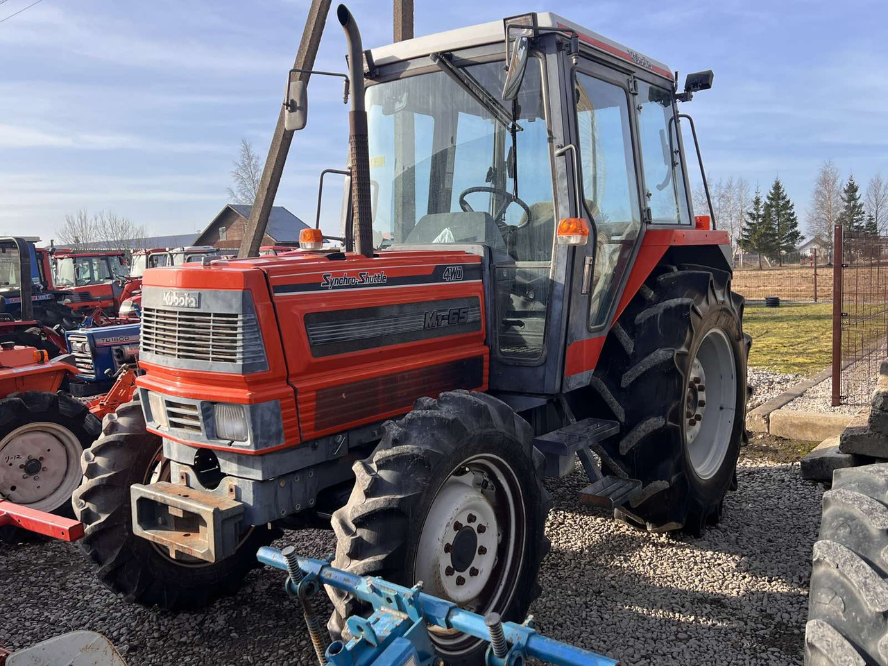 Kubota M1-65 - Traktor: obrázek 2 Kubota M1-65 - Traktor: obrázek 2