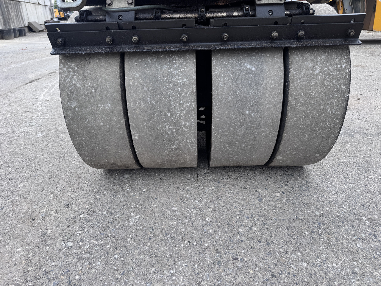 AMMANN ARX 16-2 C - Kombinovaný válec: obrázek 5 AMMANN ARX 16-2 C - Kombinovaný válec: obrázek 5