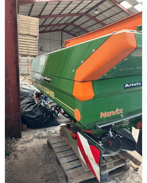 AMAZONE NOVIX - Rozmetadlo hnoje: obrázek 1 AMAZONE NOVIX - Rozmetadlo hnoje: obrázek 1