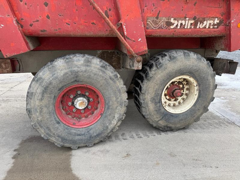 BRIMONT BB14T - Zemědělský sklápěcí přívěs: obrázek 2 BRIMONT BB14T - Zemědělský sklápěcí přívěs: obrázek 2