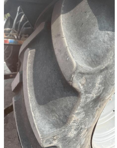 DEUTZ 6155 RC SCHIFT 2 - Traktor: obrázek 4 DEUTZ 6155 RC SCHIFT 2 - Traktor: obrázek 4