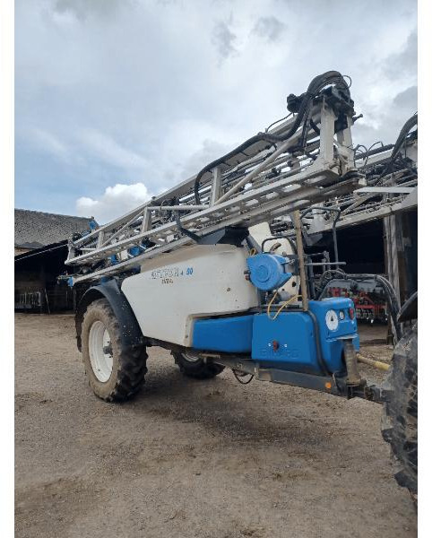 EVRARD METEOR 4200 - Tažený postřikovač: obrázek 4 EVRARD METEOR 4200 - Tažený postřikovač: obrázek 4