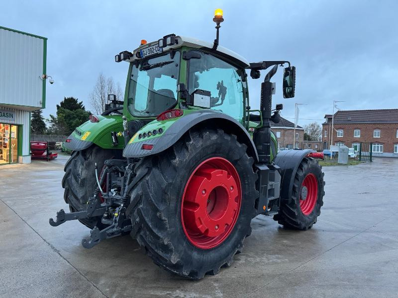 FENDT 720 PROFI PLUS - Traktor: obrázek 4 FENDT 720 PROFI PLUS - Traktor: obrázek 4