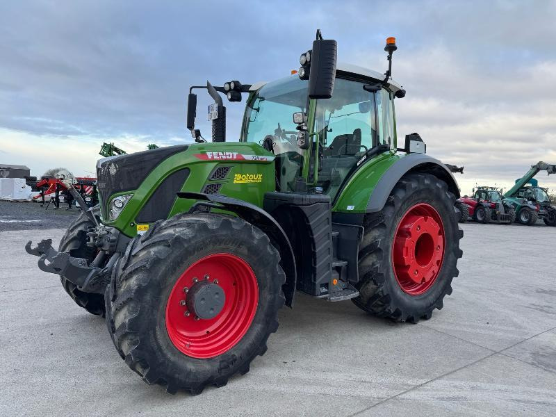 FENDT 724 PROFI PLUS - Traktor: obrázek 1 FENDT 724 PROFI PLUS - Traktor: obrázek 1