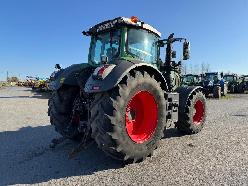 FENDT 826 VARIO - Traktor: obrázek 4 FENDT 826 VARIO - Traktor: obrázek 4