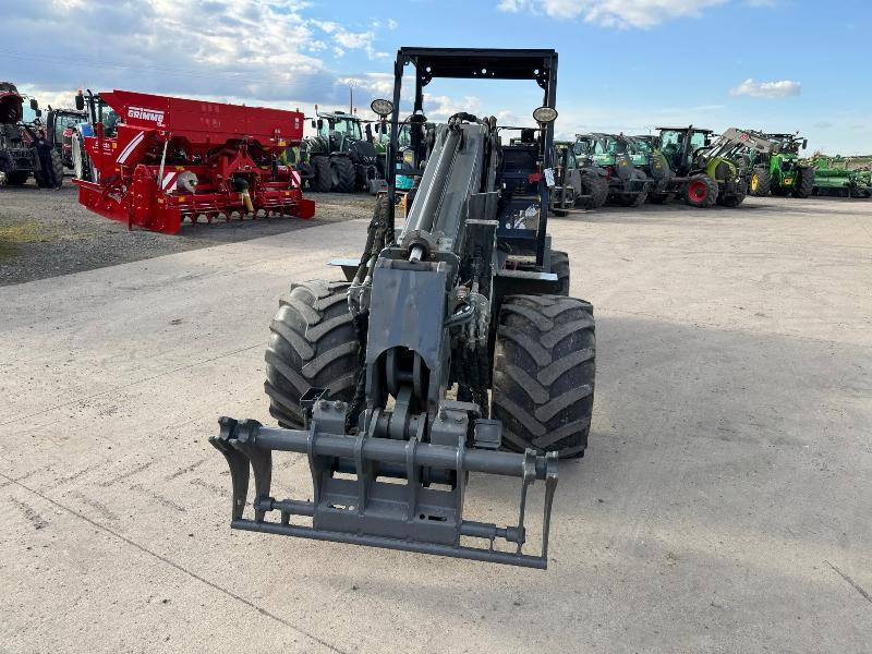 GIANT G3500 - Teleskopický kolový nakladač: obrázek 3 GIANT G3500 - Teleskopický kolový nakladač: obrázek 3