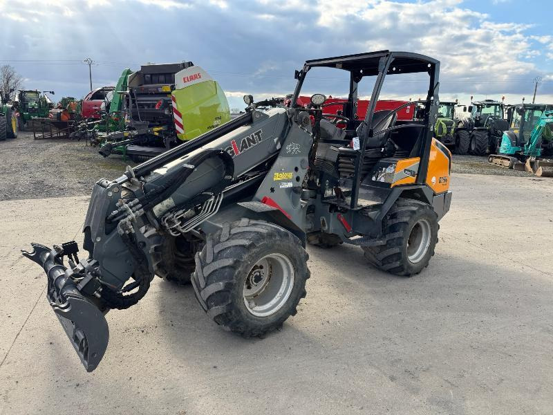 GIANT G3500 - Teleskopický kolový nakladač: obrázek 1 GIANT G3500 - Teleskopický kolový nakladač: obrázek 1