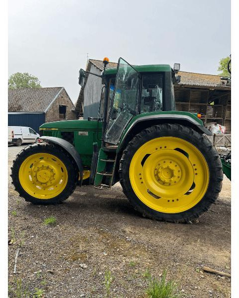 JOHN DEERE 6910 - Traktor: obrázek 1 JOHN DEERE 6910 - Traktor: obrázek 1