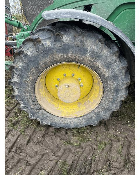 JOHN DEERE 6R195 - Traktor: obrázek 3 JOHN DEERE 6R195 - Traktor: obrázek 3