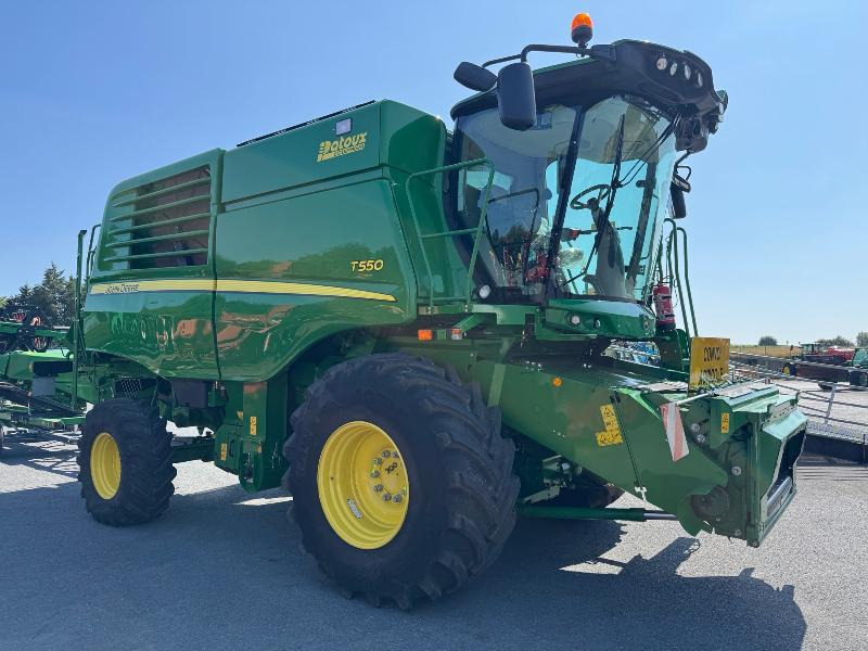 JOHN DEERE T550 - Sklízecí mlátička: obrázek 3 JOHN DEERE T550 - Sklízecí mlátička: obrázek 3