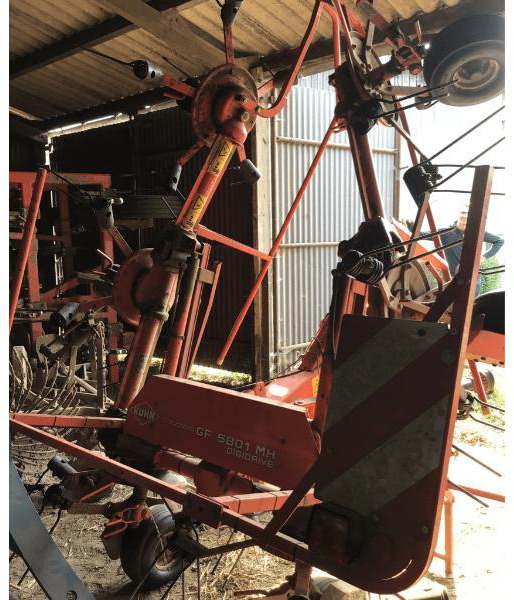 KUHN GF5801 - Obraceč/ Shrnovač: obrázek 2 KUHN GF5801 - Obraceč/ Shrnovač: obrázek 2