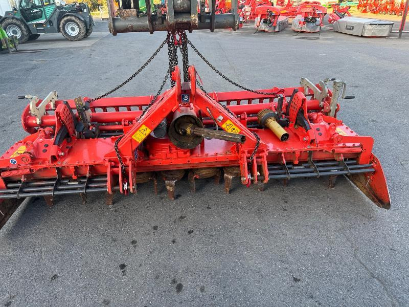 KUHN HR3030 - Rotační brány: obrázek 2 KUHN HR3030 - Rotační brány: obrázek 2