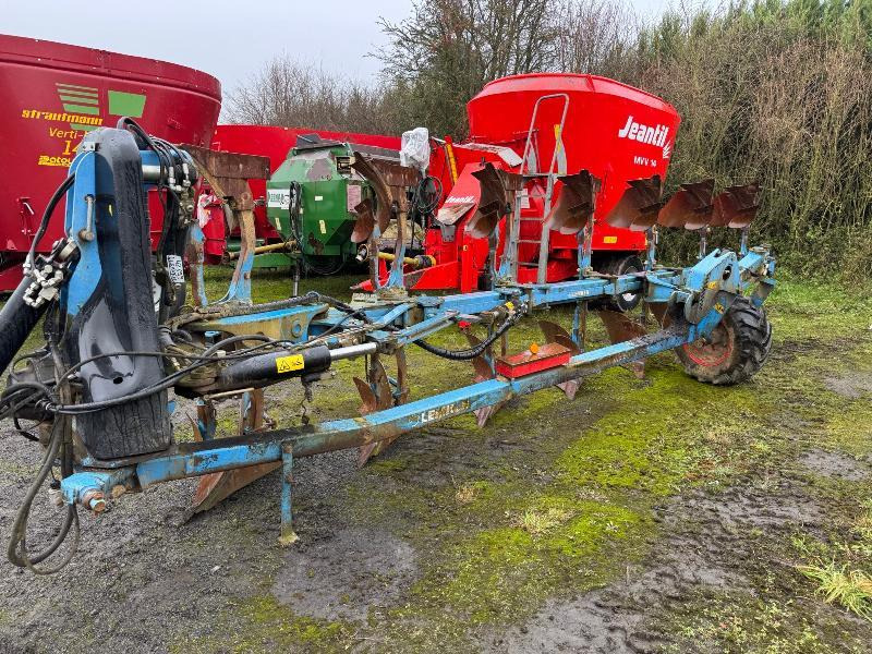 LEMKEN TANSANIT 7CORPS - Pluh: obrázek 2 LEMKEN TANSANIT 7CORPS - Pluh: obrázek 2