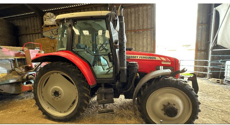 MASSEY-FERGUSON 5460 - Traktor: obrázek 1 MASSEY-FERGUSON 5460 - Traktor: obrázek 1