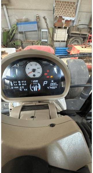 MASSEY-FERGUSON 7719S - Traktor: obrázek 4 MASSEY-FERGUSON 7719S - Traktor: obrázek 4