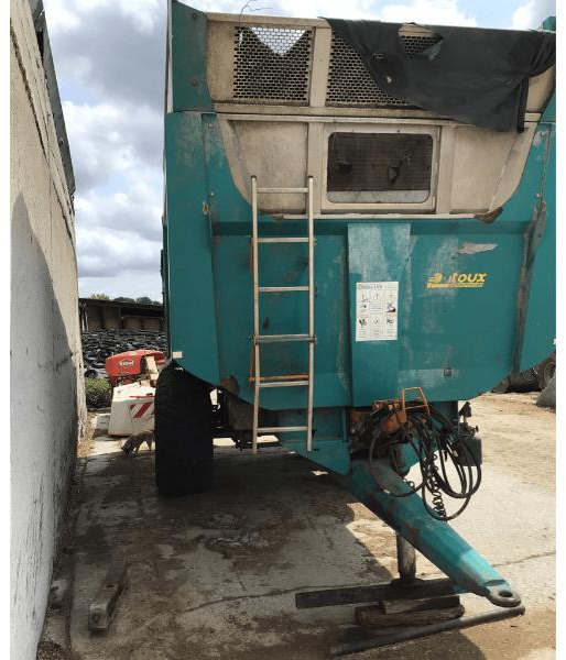 ROLLAND RS6835 - Zemědělský sklápěcí přívěs: obrázek 4 ROLLAND RS6835 - Zemědělský sklápěcí přívěs: obrázek 4