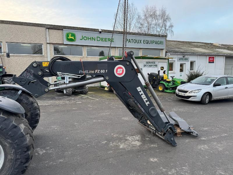 STOLL FZ60.1 - Čelní nakladač pro traktor: obrázek 1 STOLL FZ60.1 - Čelní nakladač pro traktor: obrázek 1