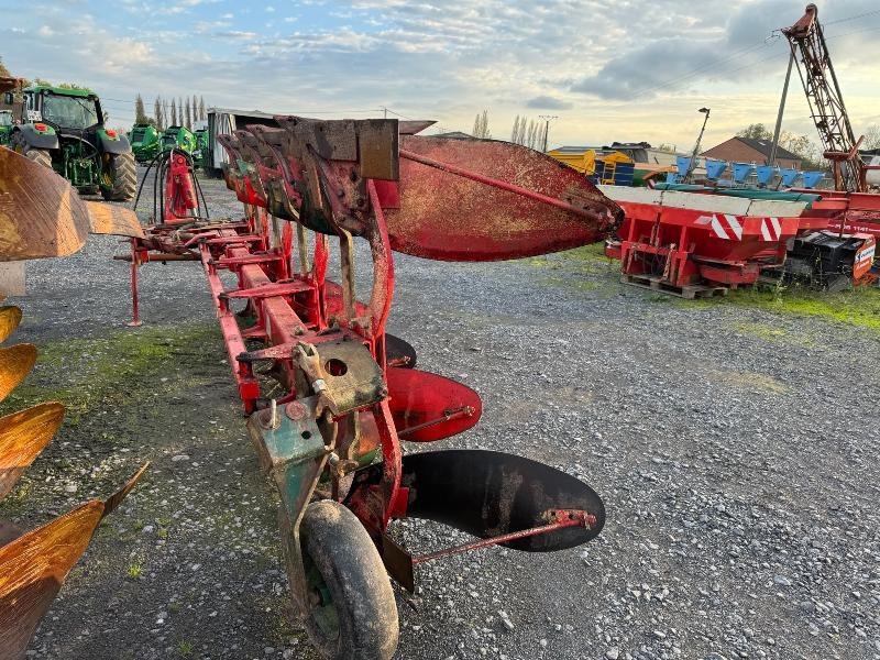 Pluh VOGEL + NOOT 8S565A10: obrázek 8 Pluh VOGEL + NOOT 8S565A10: obrázek 8