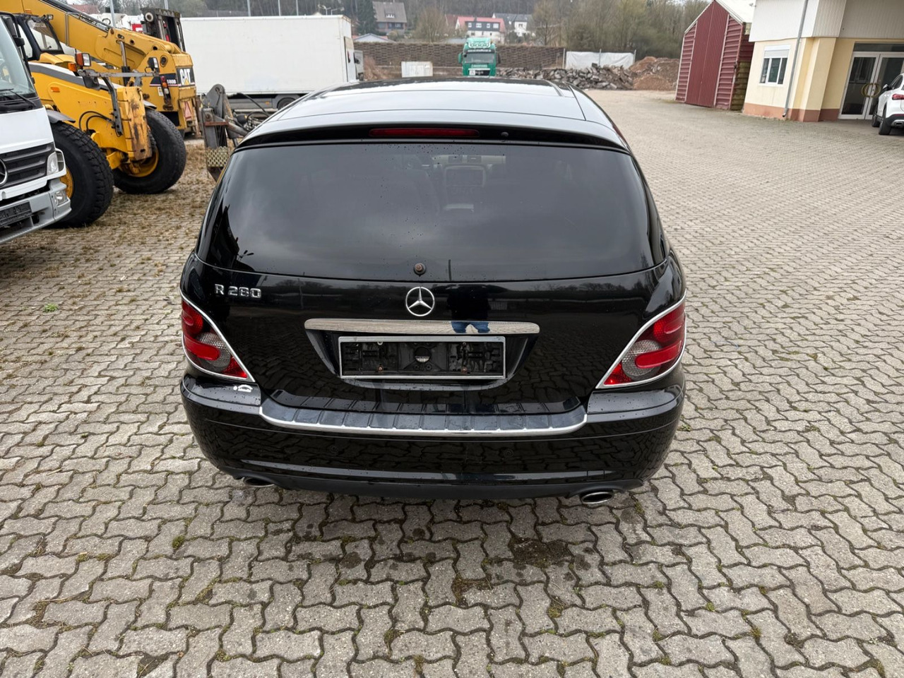 Mercedes-Benz R - SUV: obrázek 3 Mercedes-Benz R - SUV: obrázek 3