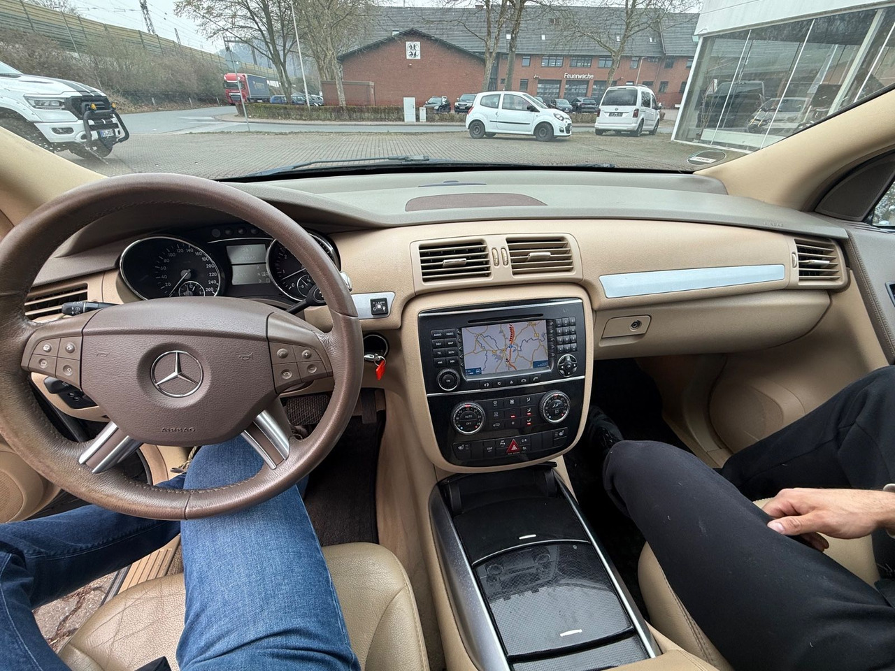SUV Mercedes-Benz R: obrázek 6 SUV Mercedes-Benz R: obrázek 6