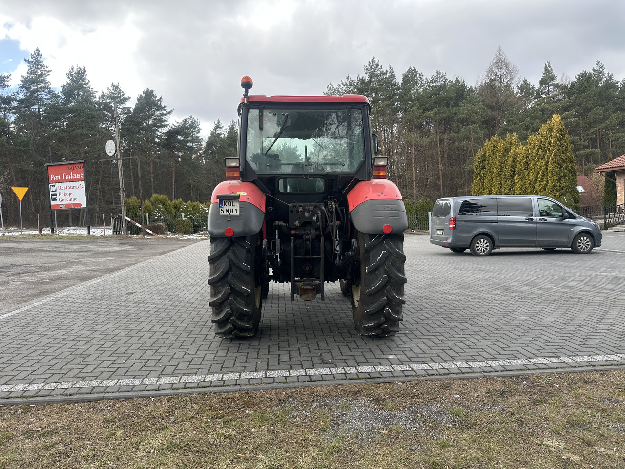 ZETOR PROXIMA 7441 - Traktor: obrázek 4 ZETOR PROXIMA 7441 - Traktor: obrázek 4