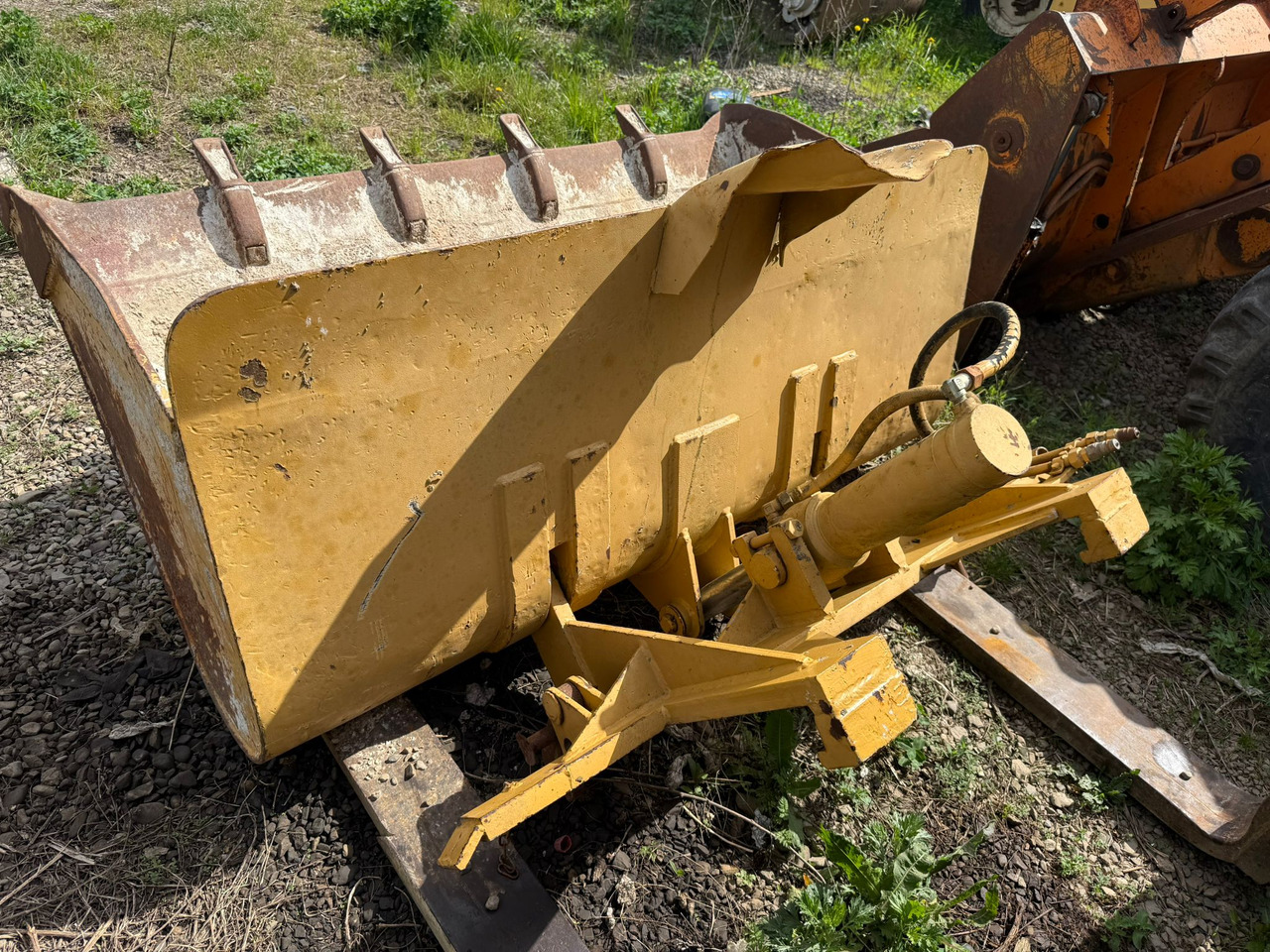BROBUS BH40 STACKER - Dieselový vysokozdvižný vozík: obrázek 2 BROBUS BH40 STACKER - Dieselový vysokozdvižný vozík: obrázek 2