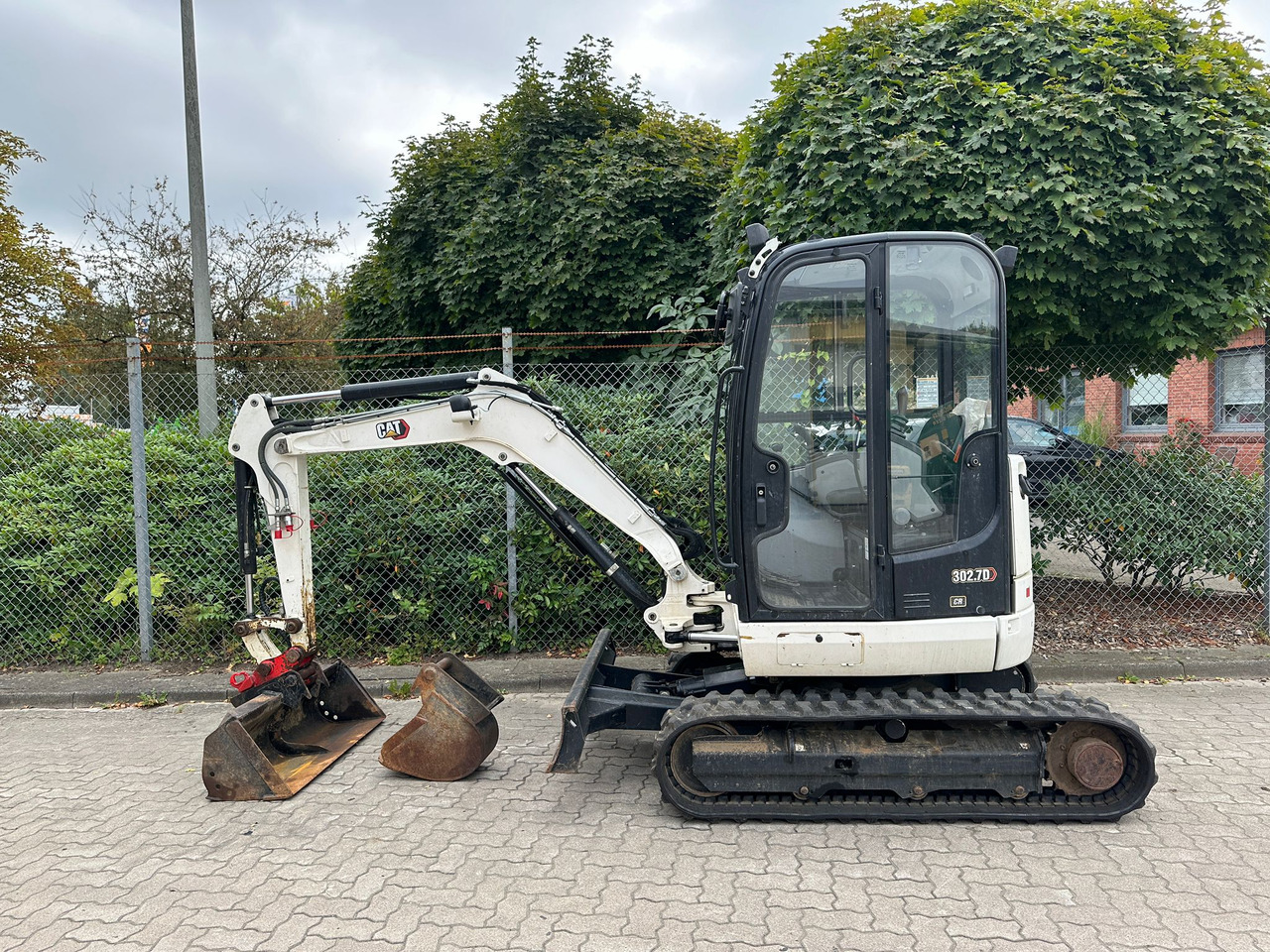 CAT 302.7 DCR Mini excavator, 2 Buckets, TOP !!! - Mini rýpadlo: obrázek 2 CAT 302.7 DCR Mini excavator, 2 Buckets, TOP !!! - Mini rýpadlo: obrázek 2