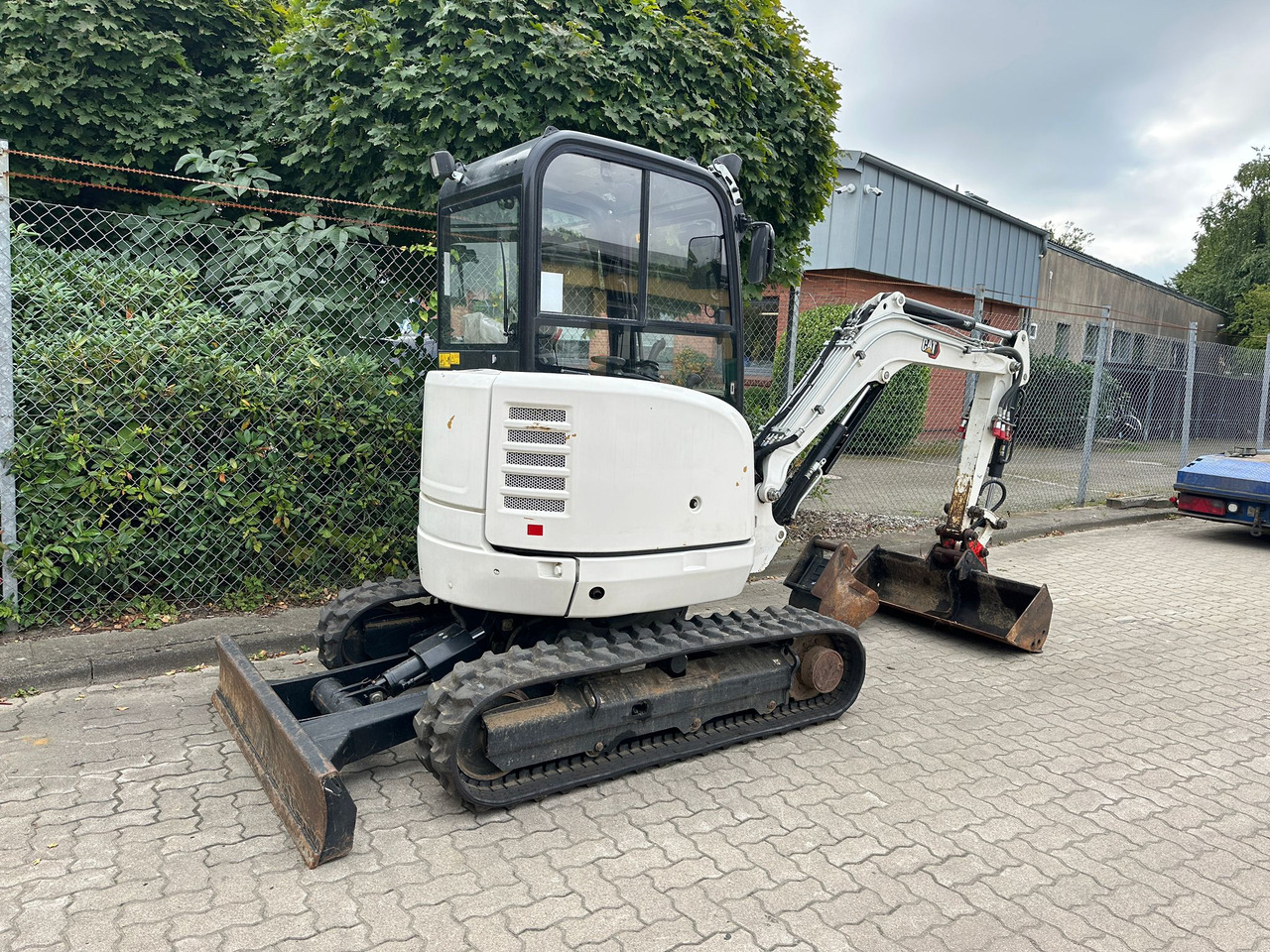CAT 302.7 DCR Mini excavator, 2 Buckets, TOP !!! - Mini rýpadlo: obrázek 4 CAT 302.7 DCR Mini excavator, 2 Buckets, TOP !!! - Mini rýpadlo: obrázek 4