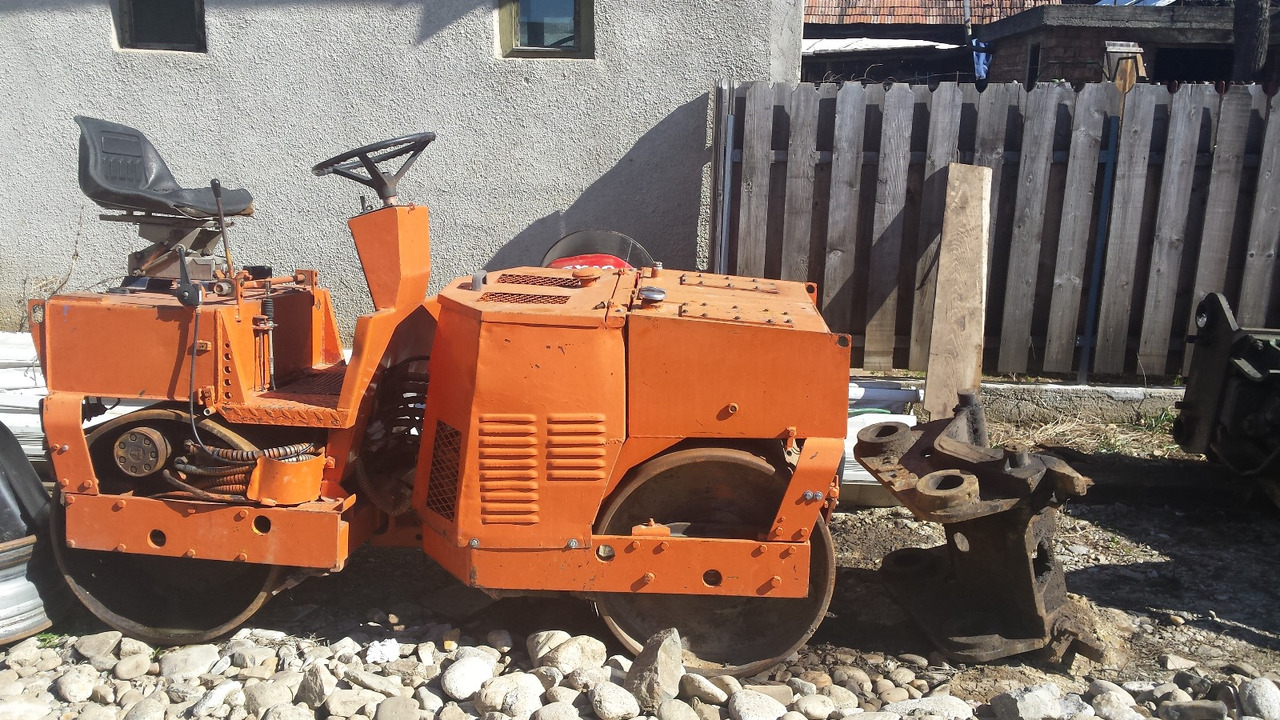 Compactor cylinder Bitteli - Silniční válec: obrázek 1 Compactor cylinder Bitteli - Silniční válec: obrázek 1