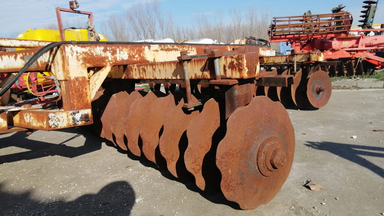 Talířové brány Disc Harrow Busa Control 3,2 M: obrázek 8