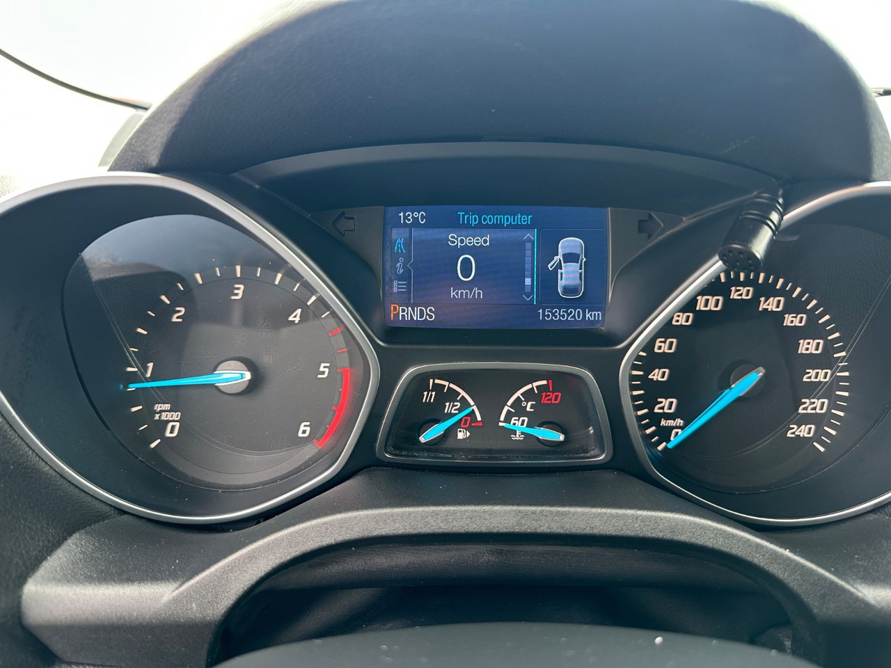 FORD KUGA TITANIUM - SUV: obrázek 2 FORD KUGA TITANIUM - SUV: obrázek 2