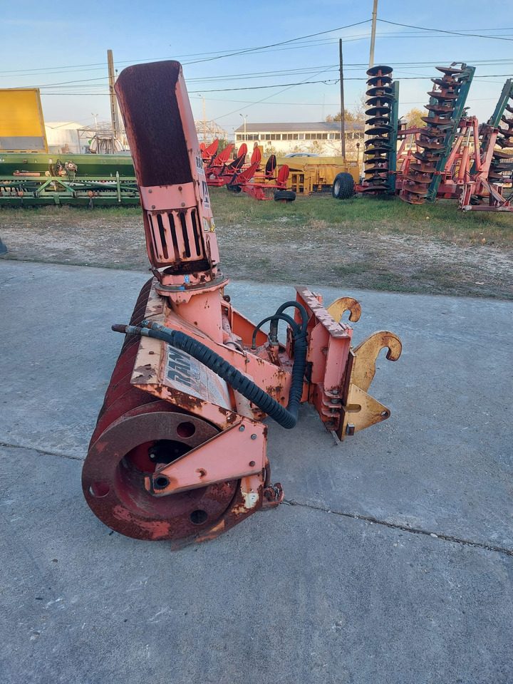 Freza zapada/Snow blower Assaloni pentru Buldoexcavator/Bobcat/Incatcator frontal - Sněhová fréza pro Stavební technika: obrázek 3 Freza zapada/Snow blower Assaloni pentru Buldoexcavator/Bobcat/Incatcator frontal - Sněhová fréza pro Stavební technika: obrázek 3