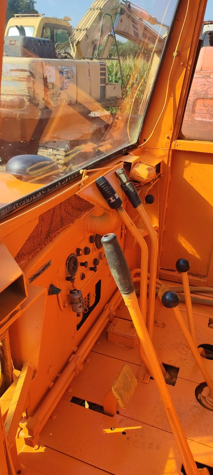 Hannomag K7-E Bulldozer - Buldozer: obrázek 2 Hannomag K7-E Bulldozer - Buldozer: obrázek 2
