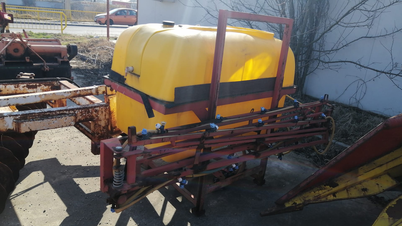 Herbicide Worn /Sprayer 800 l 12m - Nesený postřikovač: obrázek 3 Herbicide Worn /Sprayer 800 l 12m - Nesený postřikovač: obrázek 3