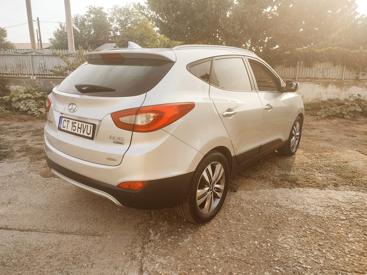 Hyundai IX35 - Sedan: obrázek 5 Hyundai IX35 - Sedan: obrázek 5