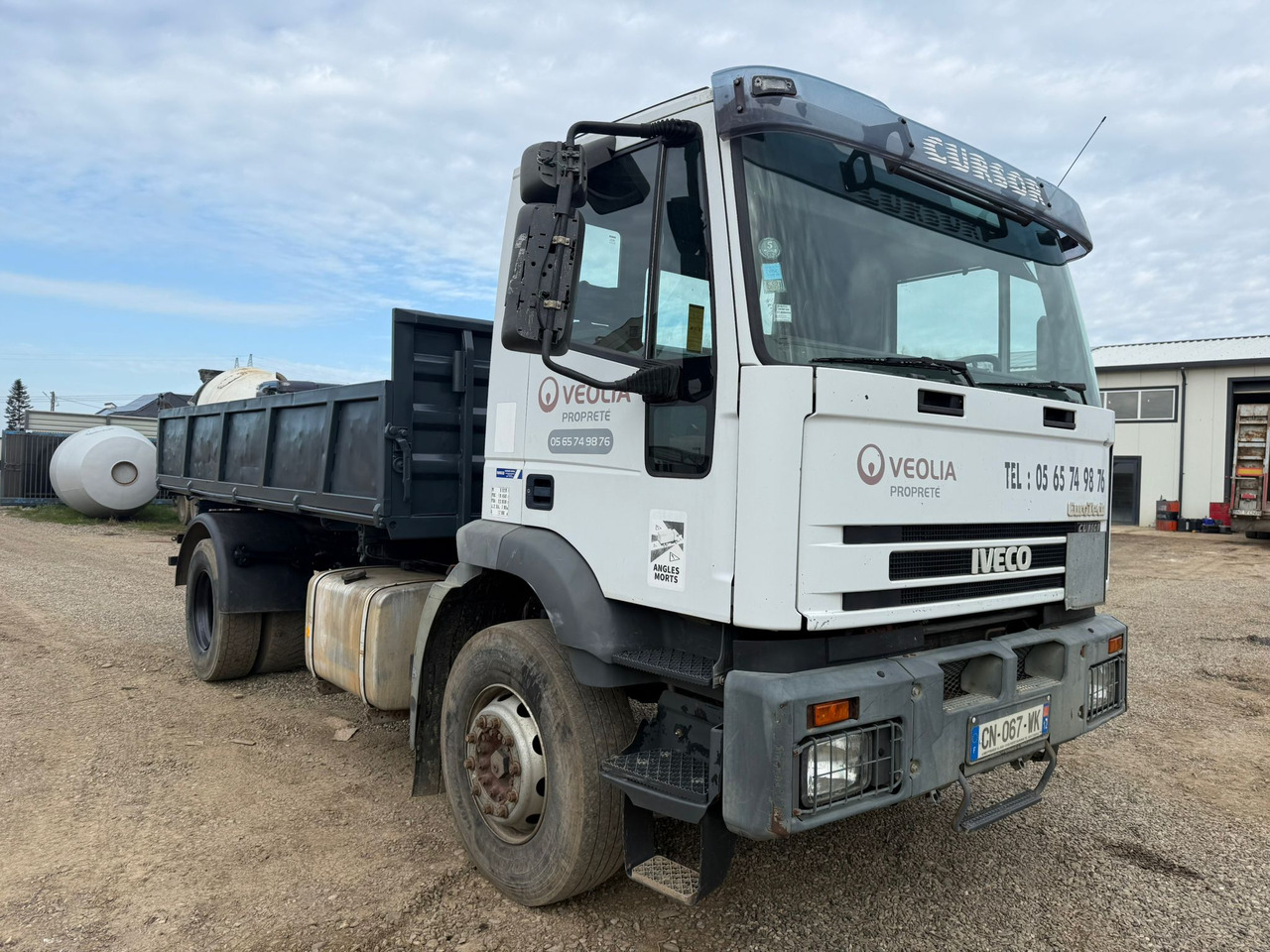 IVECO EUROTRAKKER TIPPER - Sklápěč: obrázek 1 IVECO EUROTRAKKER TIPPER - Sklápěč: obrázek 1