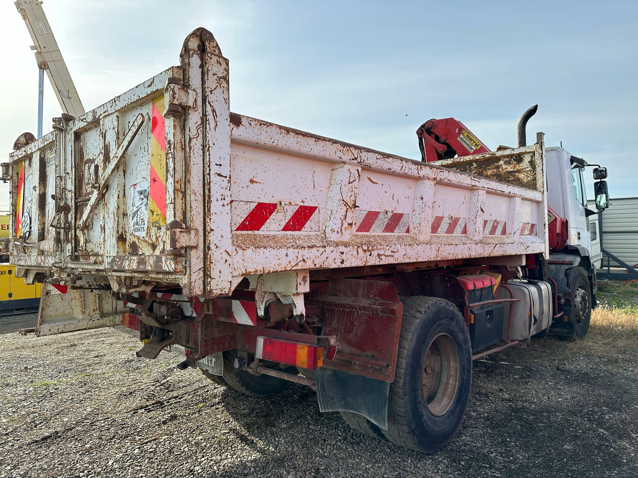 IVECO EUROTRAKKER TIPPER - Sklápěč: obrázek 5 IVECO EUROTRAKKER TIPPER - Sklápěč: obrázek 5