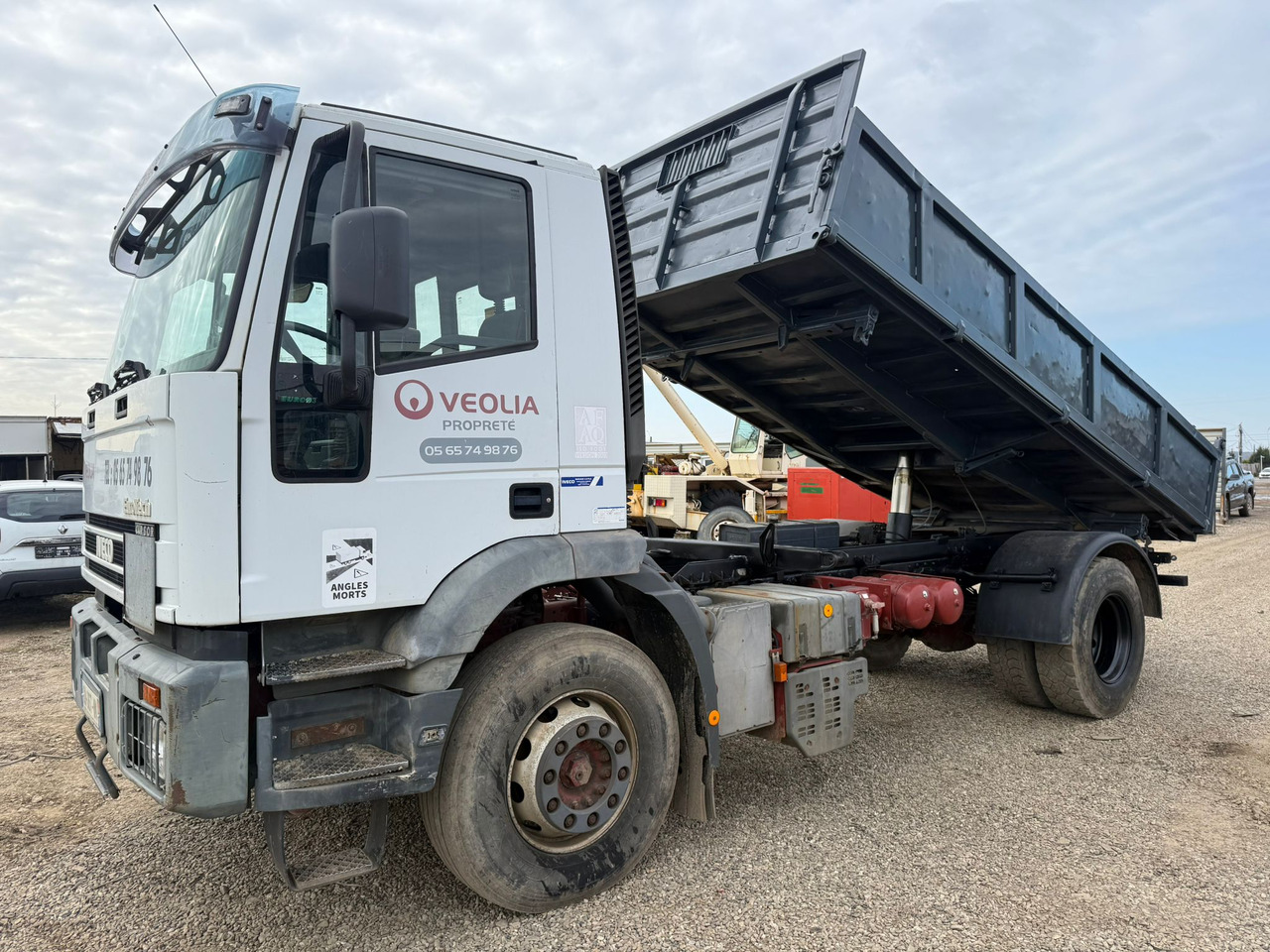 IVECO EUROTRAKKER TIPPER - Sklápěč: obrázek 5 IVECO EUROTRAKKER TIPPER - Sklápěč: obrázek 5