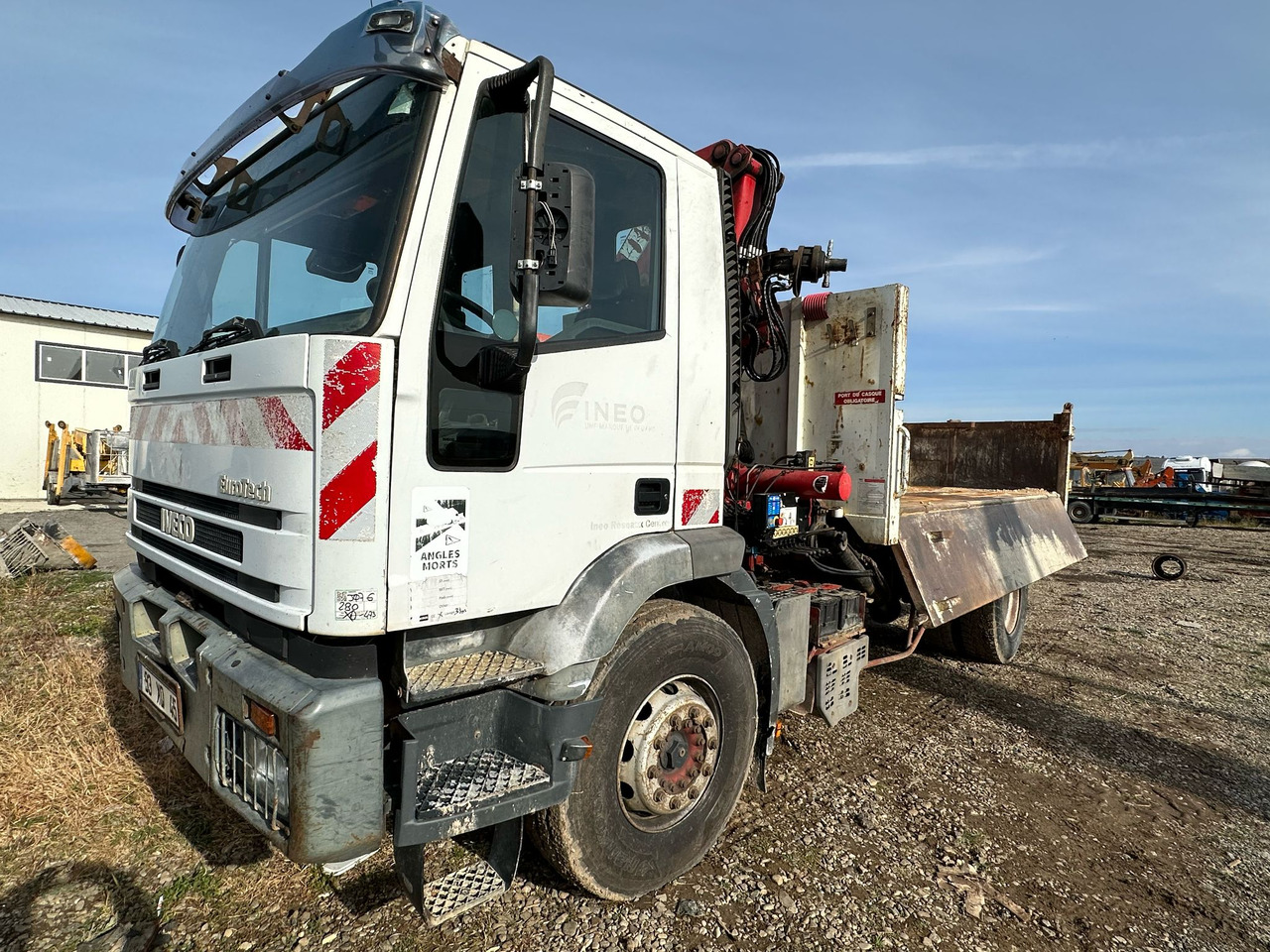 IVECO EUROTRAKKER TIPPER - Sklápěč: obrázek 1 IVECO EUROTRAKKER TIPPER - Sklápěč: obrázek 1
