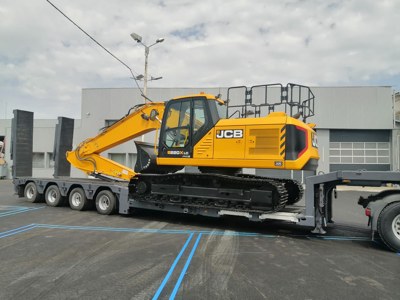 JCB 220X LC, AC, EXCAVATOR TOP !!! - Pásové rýpadlo: obrázek 1 JCB 220X LC, AC, EXCAVATOR TOP !!! - Pásové rýpadlo: obrázek 1