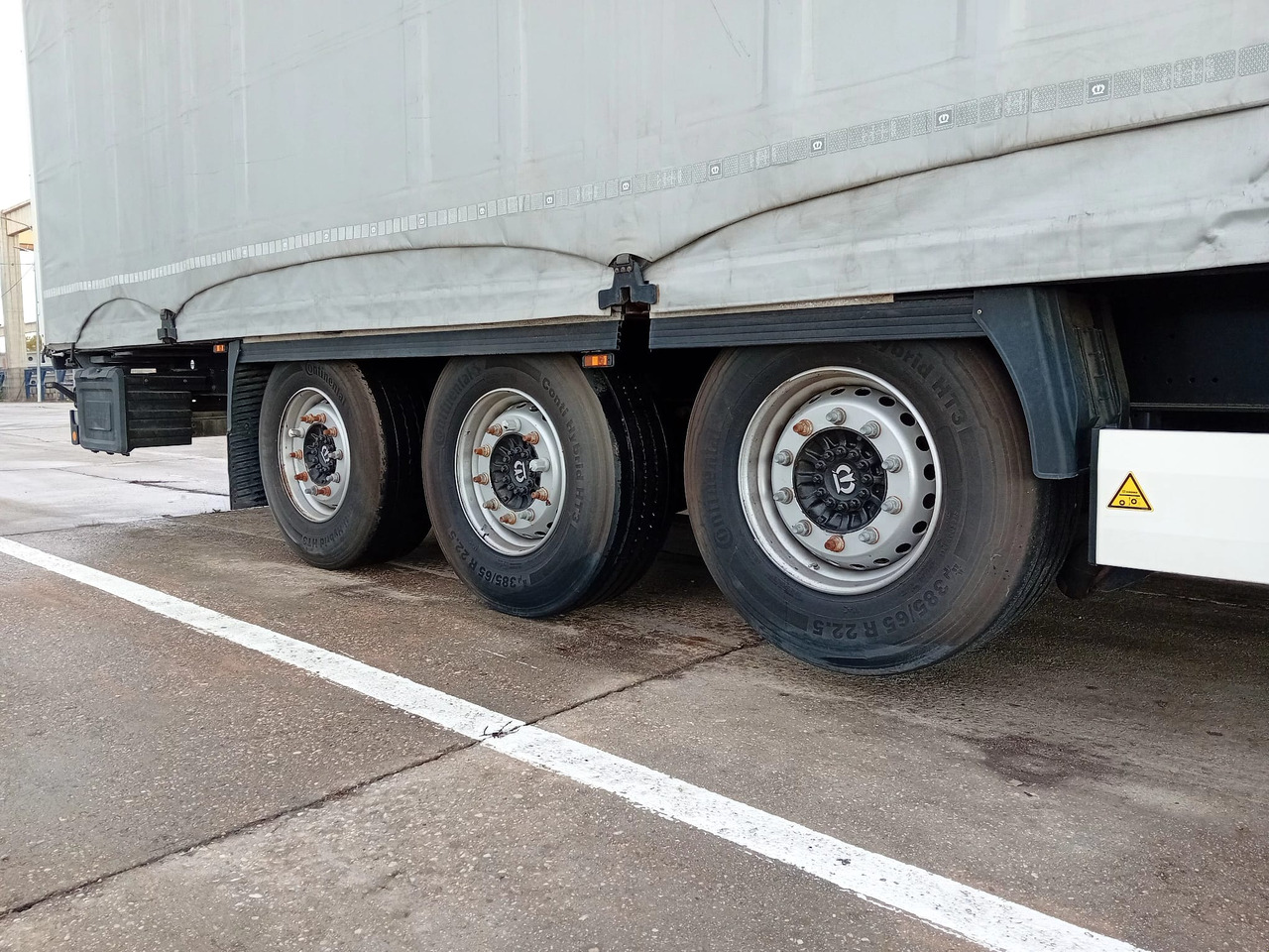 Krone Sliding Tarpaulin Semi-trailer Standard, TOP ! - Plachtový návěs: obrázek 2 Krone Sliding Tarpaulin Semi-trailer Standard, TOP ! - Plachtový návěs: obrázek 2