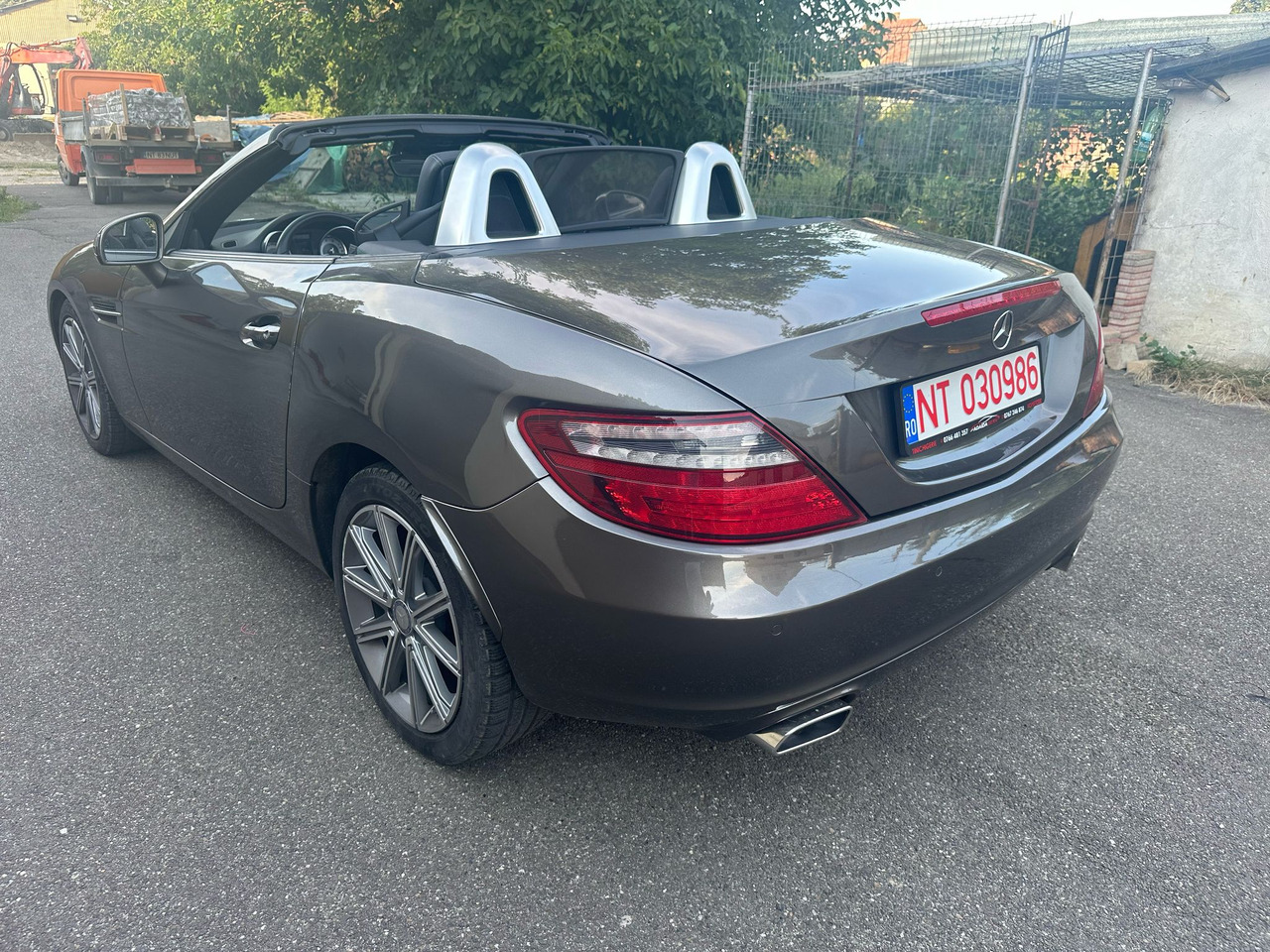 MERCEDES BENZ SLK - Osobní auto: obrázek 3 MERCEDES BENZ SLK - Osobní auto: obrázek 3